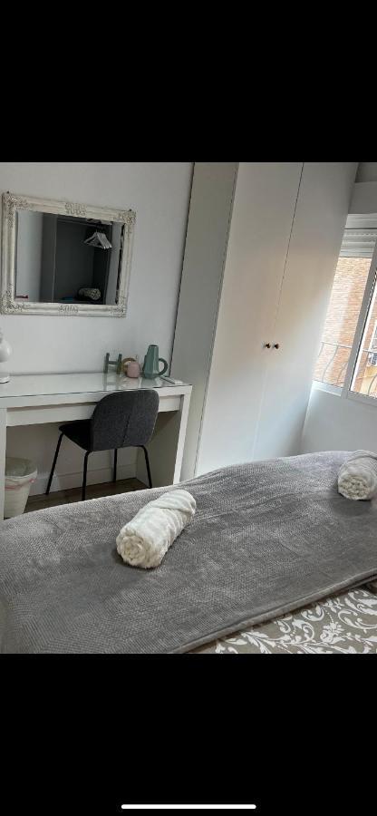 3Centro Malaga Especial Grupos Parking Gratis Apartment Bagian luar foto