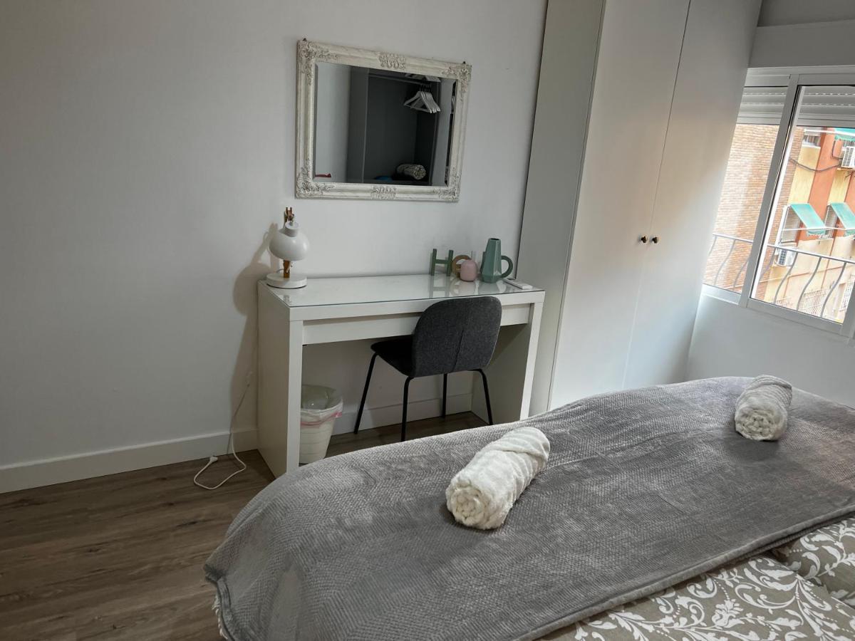 3Centro Malaga Especial Grupos Parking Gratis Apartment Bagian luar foto